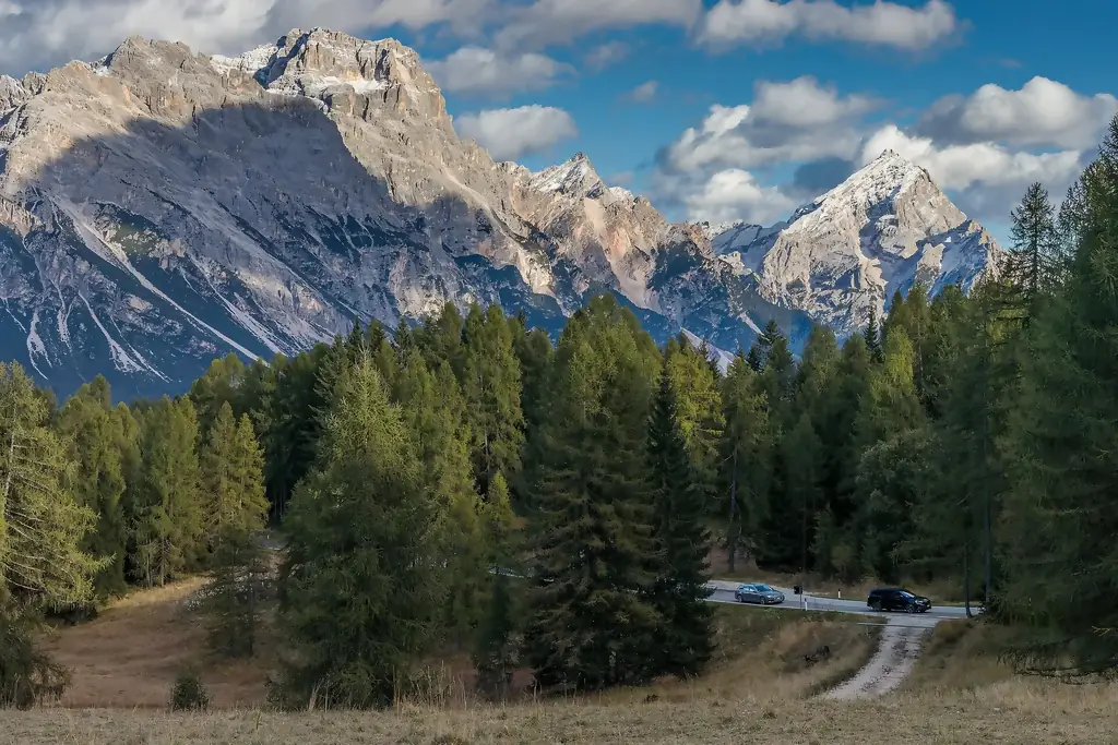 Il Sorapiss, la Cima Belprà e l'Antelao visti da Vervei, sopra Cortina d'Ampezzo